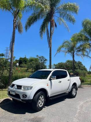 MITSUBISHI L200 TRITON 3.2 HPE 4X4 CD 16V TURBO INTERCOOLER DIESEL 4P AUTOMÁTICO